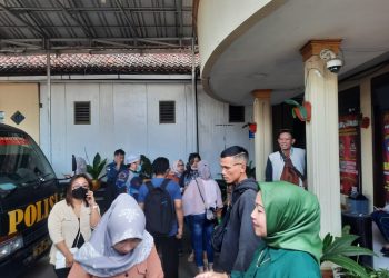 Ratusan Warga Sukabumi Kena Tipu Koperasi Berkedok Investasi