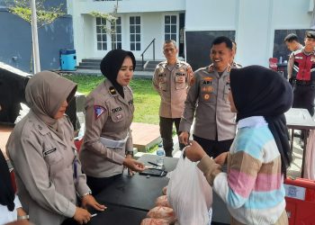 Harga Daging Ayam Mahal, Polres Sukabumi Kota Gelar Bazar Murah