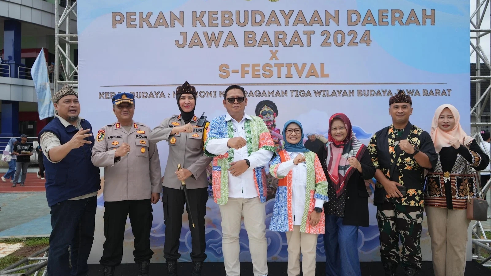 Pj Wali Kota Sukabumi, Kusmana Hartadji, hadiri PKD Jawa Barat 2024 yang digelar di Lapang Merdeka, pada Sabtu (14/12/2024).