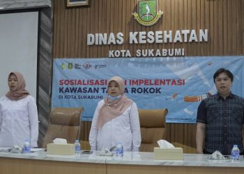 Kabid Kesmas Dinkes Kota Sukabumi, Drg. Erna, sosialisasi dan inplementasi Kawasan Tanpa Rokok (KTR) yang bertempat di Kantor Dinkes, pada Rabu (12/2/2025). Foto: Istimewa.