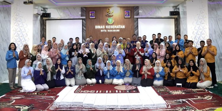 Dinkes Kota Sukabumi menggelar kegiatan halal bihalal yang berlangsung di kantor Dinkes, pada Selasa (8/4/2025). Foto: Istimewa.