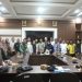 Komisi I DPRD Kota Sukabumi menggelar audensi dengan Aliansi Desak di gedung DPRD, pada Kamis (8/5/2025). Foto: Istimewa.