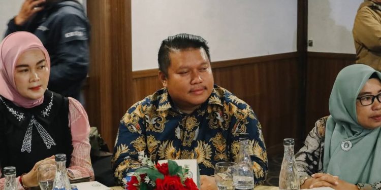 Ketua Karang Taruna Kota Sukabumi, Raden Koesoemo Hutaripto. Foto: Istimewa.