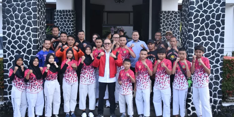 Menuju Kejurda Jawa Barat 2025, Pemkot Sukabumi Lepas Atlet Tarung Derajat Tingkat Pelajar