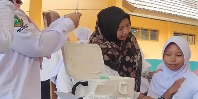 Ribuan Pelajar di Kota Sukabumi Ikuti Imunisasi MR dan HPV