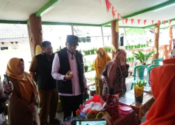 Wakil Wali Kota Tinjau Pengelolaan Sampah di Gunungpuyuh, Apresiasi Komunitas Peduli Sampah