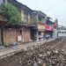 Sejumlah toko di kawasan Jalan Gudang Kota Sukabumi terpantau tutup pasca adanya pembangunan jalan. Foto: Nuria Ariawan
