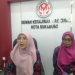 Ketua Dekranasda Kota Sukabumi, Ranty Rachmatillah (kiri), saat diwawancarai oleh awak media, Senin (22/6/2026).